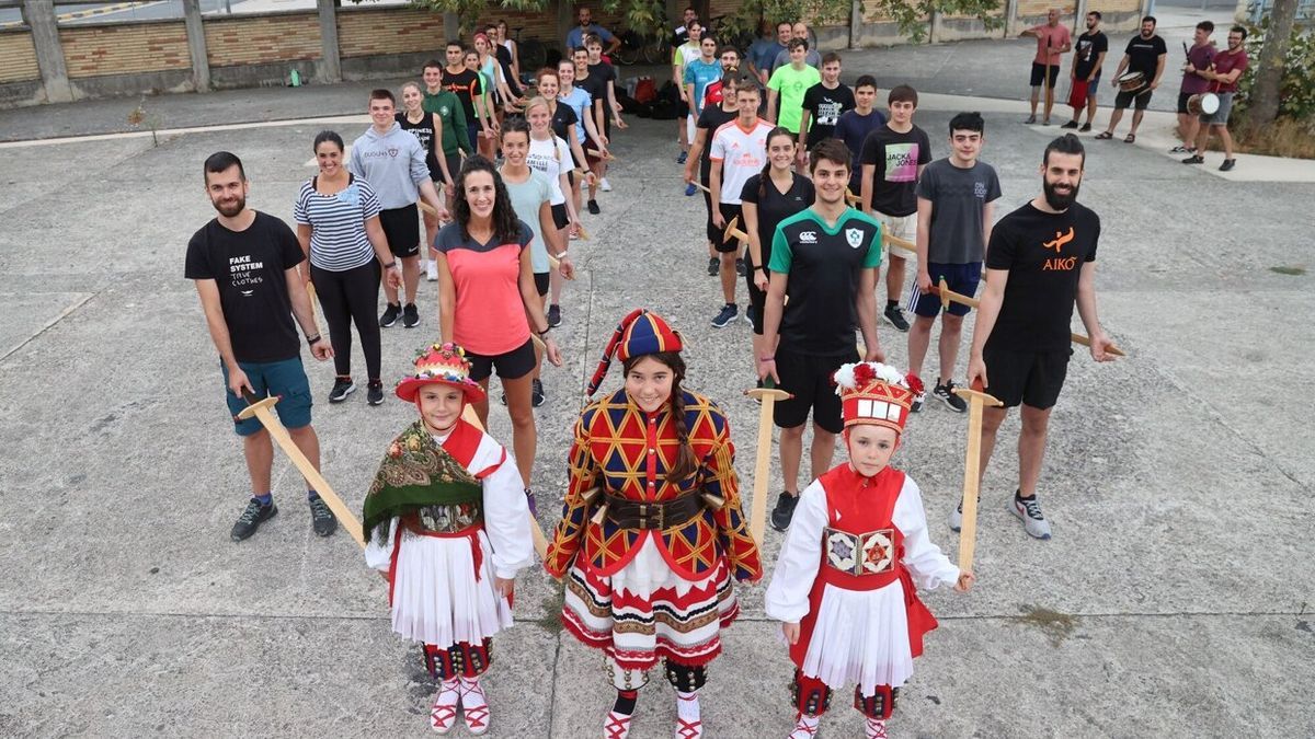 Grupo de danzas Duguna Dantza Taldea