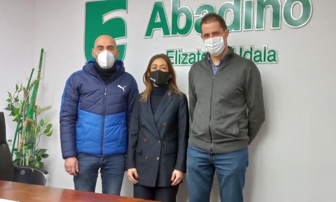 Javi Crespo, Mikel Garaizabal y Nora Sarasola.