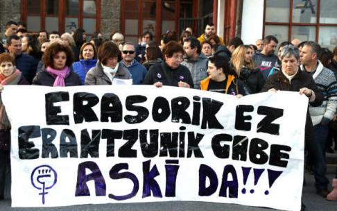 Imagen de archivo de una concentración de condena por la violencia machista