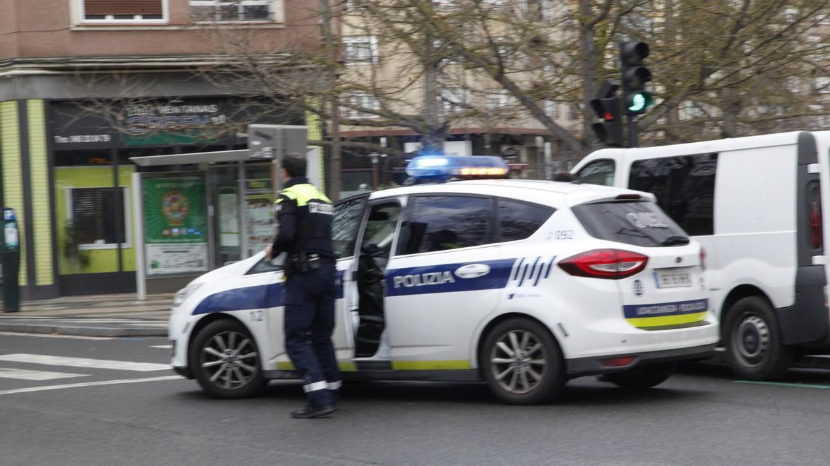 Policía Local en Vitoria.