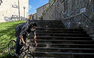 Abetxuko identifica ocho 'puntos negros' en materia de accesibilidad