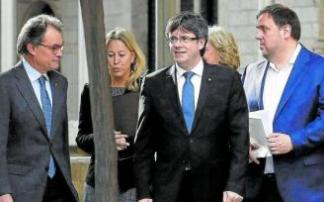 Mas, Puigdemont y Junqueras, entre los 34 ex altos cargos multados por la actividad de Diplocat. Foto: Efe