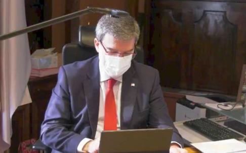 El alcalde de Bilbao, Juan Mari Aburto, se ha reincorporado a la vida municipal