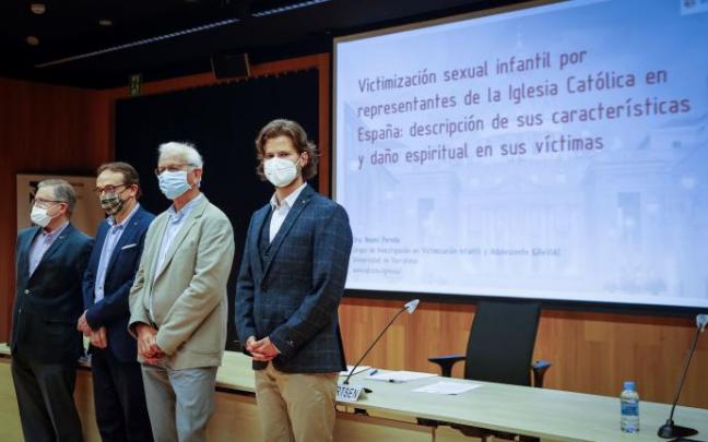 Los expertos que han presentado los resultados del estudio sobre abusos sexuales en instituciones religiosas. Los expertos que han presentado los resultados del estudio sobre abusos sexuales en instituciones religiosas.