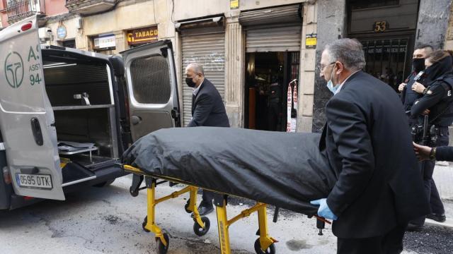 El asesinato se ha producido en el interior de un bar de la calle San Francisco de Bilbao.