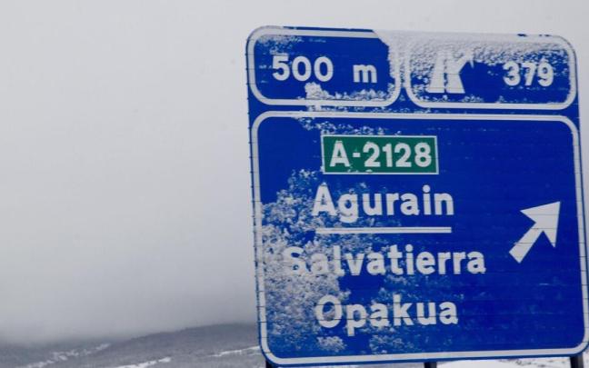 Subida a Opakua por la A-1.