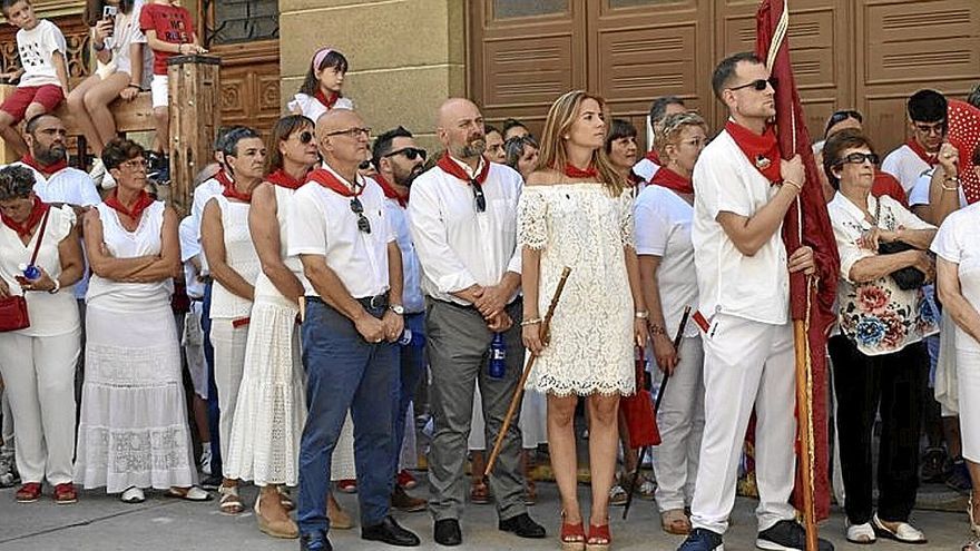 Las autoridades forales y locales, durante la procesión.
