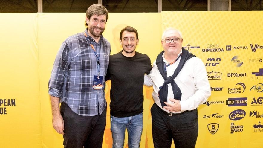 Gurutz Aginagalde y Mikel Oyarzabal, en Artaleku.