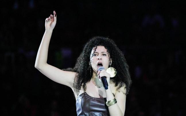 Tayra Taylor, durante su actuaci&oacute;n en el encuentro entre el Baskonia y el Real Madrid