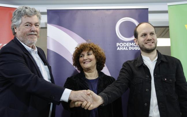 La coordinadora general de Podemos Euskadi, Pilar Garrido, el secretario de Organización de Ezker Anitza-IU, Iñigo Martínez, y el coordinador federal de Alianza Verde, Juantxo López de Uralde. La coordinadora general de Podemos Euskadi, Pilar Garrido, el secretario de Organización de Ezker Anitza-IU, Iñigo Martínez, y el coordinador federal de Alianza Verde, Juantxo López de Uralde.