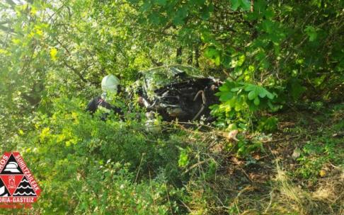 Vehículo accidentado este domingo.