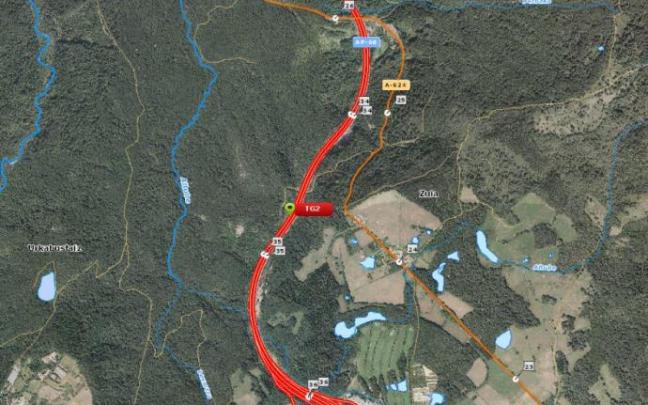 Accidente entre un camión y un turismo en la AP-68, en Zuia sentido Bilbao Accidente entre un camión y un turismo en la AP-68, en Zuia sentido Bilbao