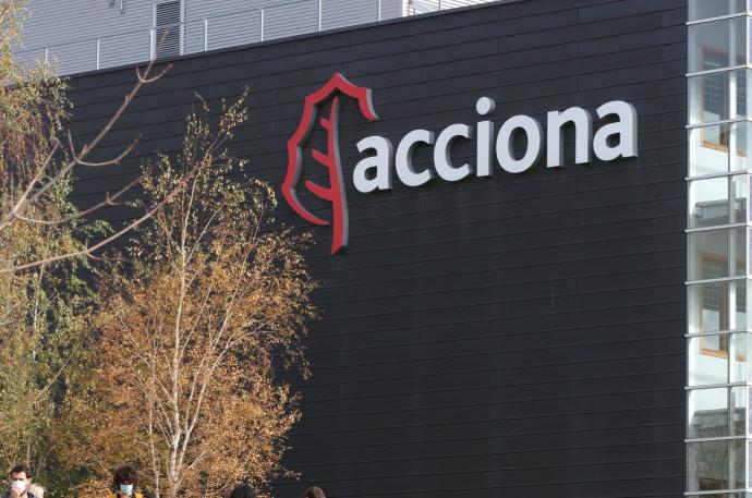Una filial de Acciona está entre las empresas multadas.