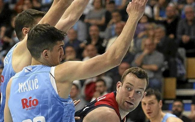 Costello fue otro de los destacados en el triunfo azulgrana. | FOTO: ACB PHOTO/C. CASTRO