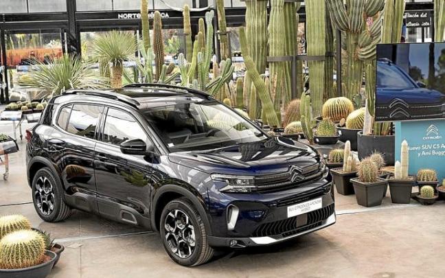El nuevo Citroën C5 Aircross mejora en muchos apartados, pero sobre todo gana en elegancia y personalidad con un frontal excelentemente resuelto. Fotos: Citroën