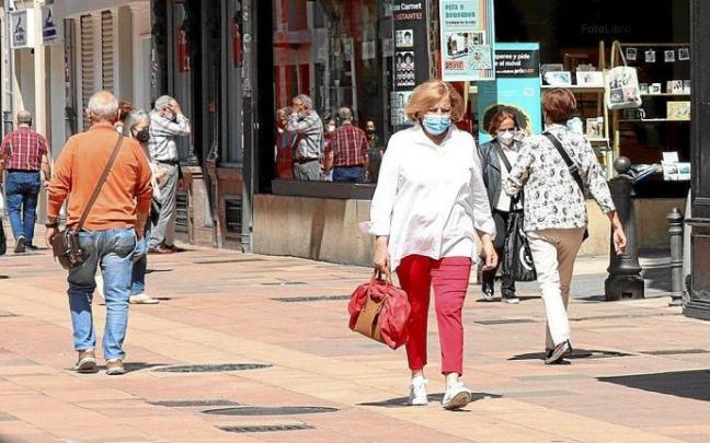 El uso de las mascarillas ha sido una de las cuestiones que ha requerido la intervención de la Síndica durante el segundo trimestre. Foto: S. Calvo