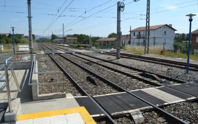 Vías del tren en Manzanos
