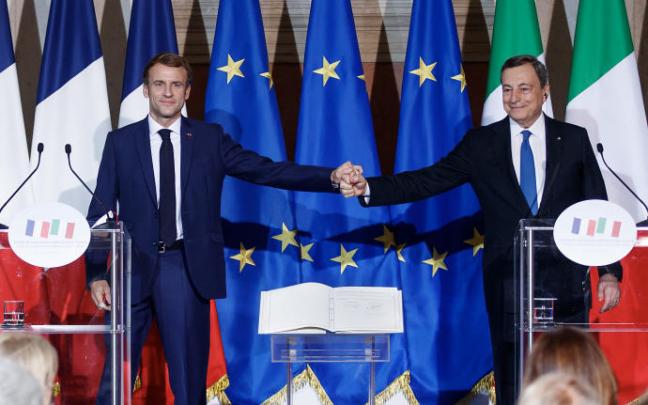 Draghi y Macron defienden la soberanía europea con la firma de un pacto "histórico". Draghi y Macron defienden la soberanía europea con la firma de un pacto "histórico".