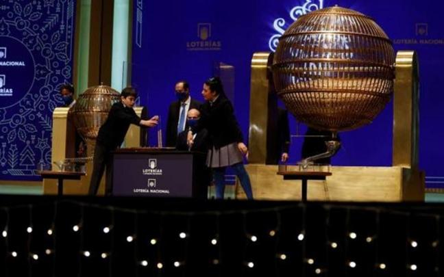 Niños de San Ildefonso durante un sorteo.