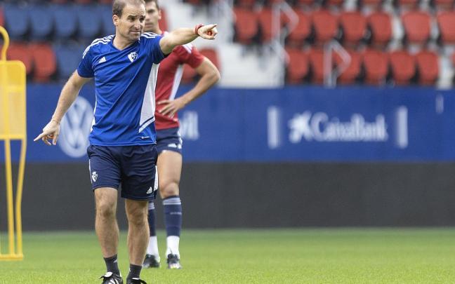 Jagoba Arrasate, durante un entrenamiento en El Sadar.