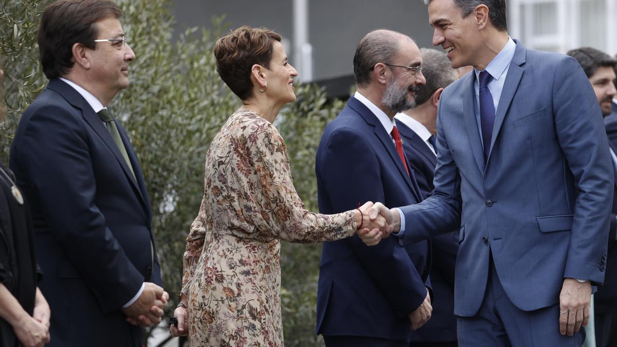 Chivite y Sánchez, durante la XXVI Conferencia de Presidentes autonómicos celebrada en La Palma