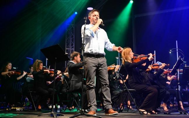 Mikel Urdangarin, con la Bilboko Orkestra Sinfonikoa.