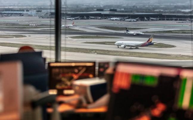 Controlador aéreo. Controlador aéreo.