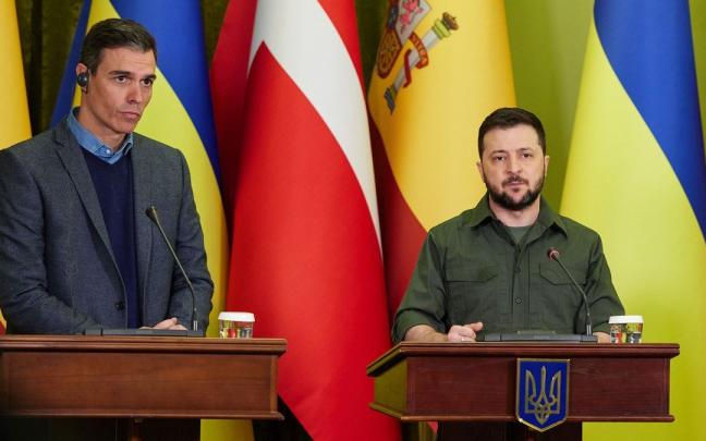 Los presidentes Pedro Sánchez y Volodímir Zelenski. Los presidentes Pedro Sánchez y Volodímir Zelenski.