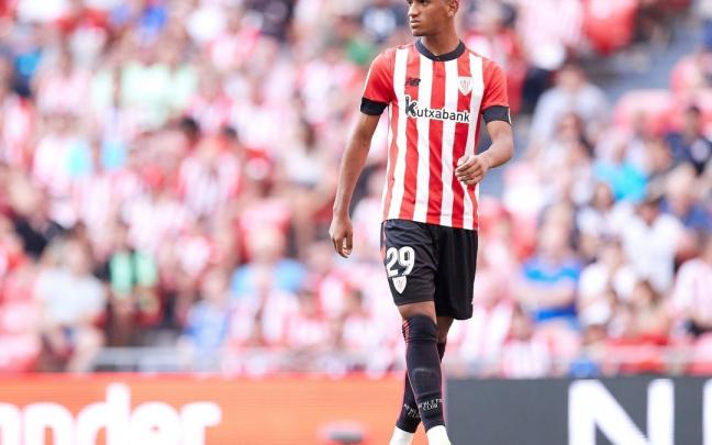 Malcom Adu Ares debutó ayer contra el Mallorca Malcom Adu Ares debutó ayer contra el Mallorca