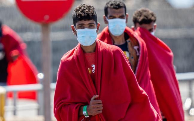 Migrantes rescatados por Salvamento Marítimo Migrantes rescatados por Salvamento Marítimo