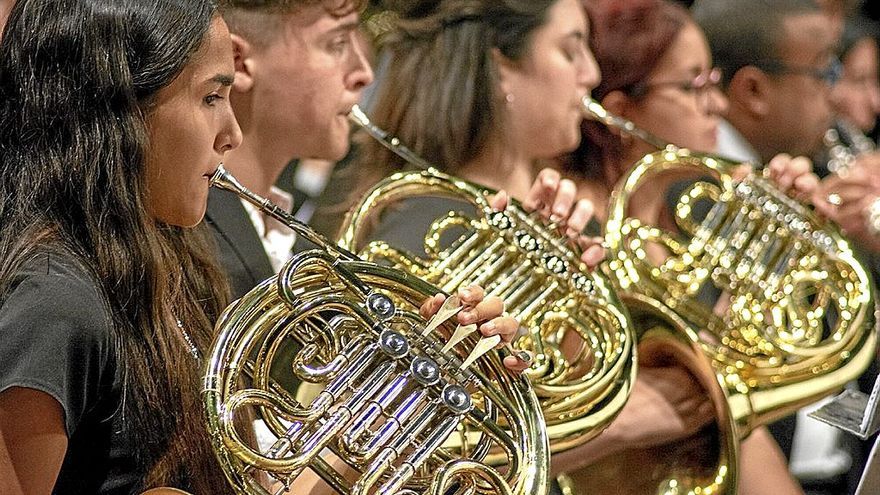 Música clásica para dar la bienvenida en el MUN