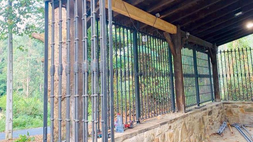 Se ha actuado sobre los tejados y estructuras de madera.