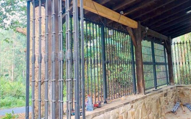 Se ha actuado sobre los tejados y estructuras de madera.