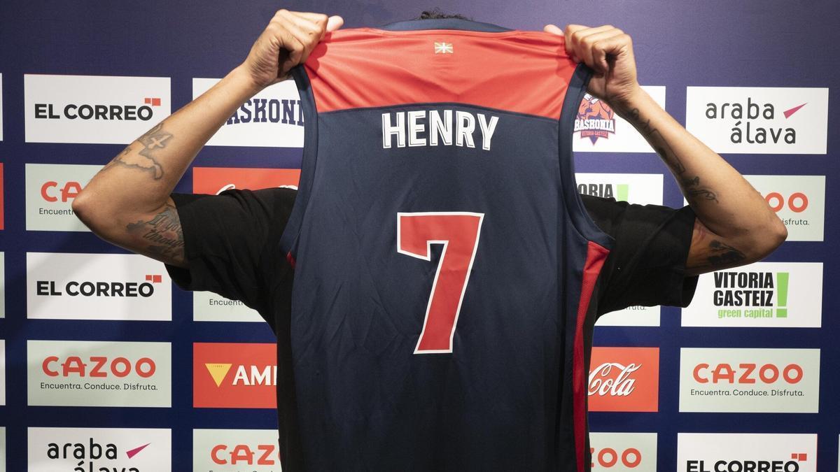 En imágenes: Las mejores fotos de la segunda etapa de Henry en el Baskonia