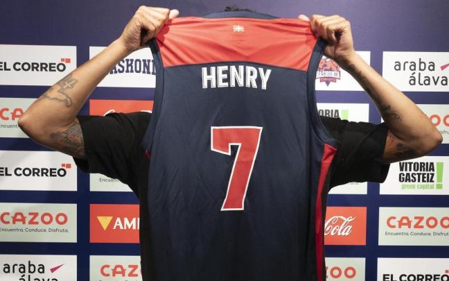 En imágenes: Las mejores fotos de la segunda etapa de Henry en el Baskonia En imágenes: Las mejores fotos de la segunda etapa de Henry en el Baskonia
