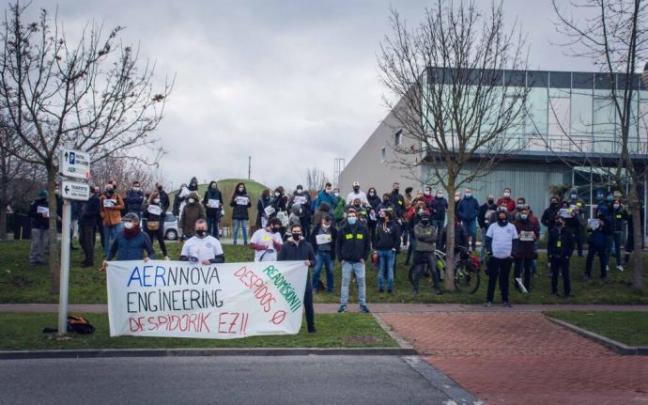 Concentración de los trabajadores de Aernnova Engineering