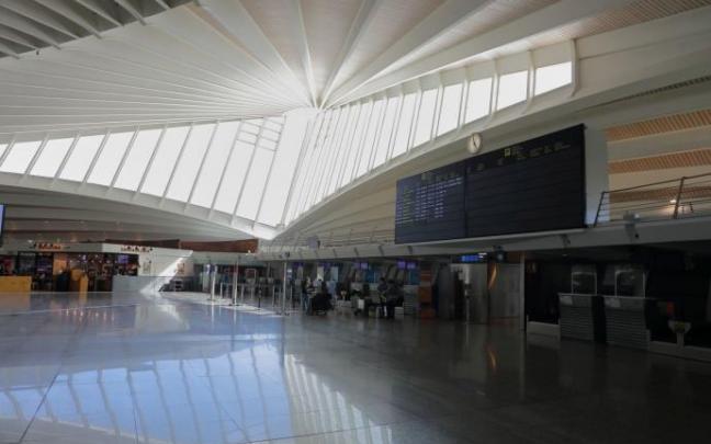 La pareja compró dos billetes de Bilbao a Praga para un vuelo que fue cancelado