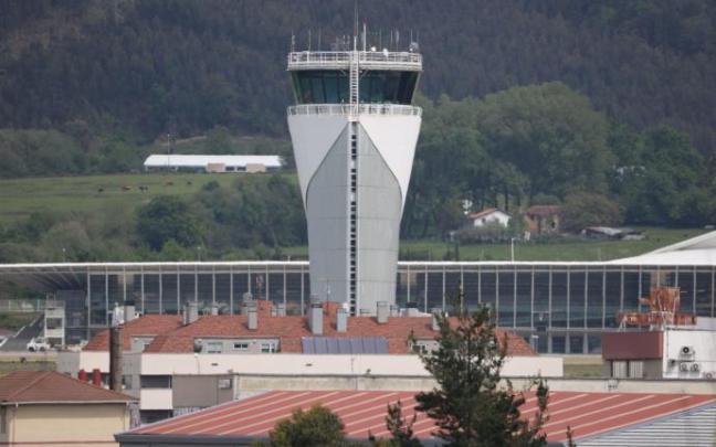Imagen del aeropuerto de Loiu. Imagen del aeropuerto de Loiu.