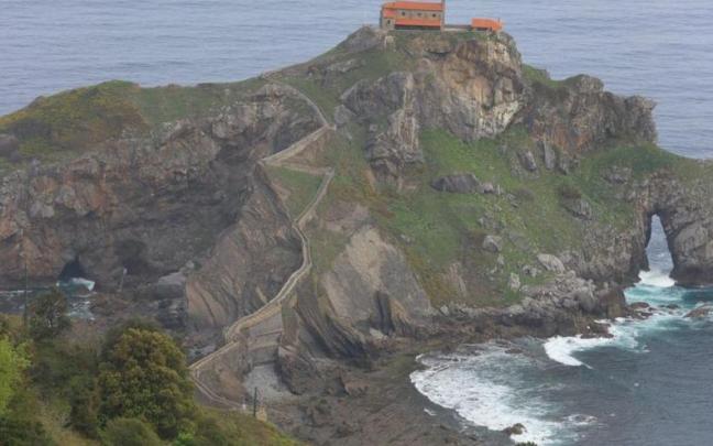 San Juan de Gaztelugatxe. San Juan de Gaztelugatxe.