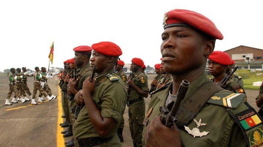 Militares cameruneses.