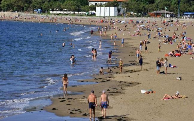 En La Arena, Barinatxe, Arriatera-Atxabiribil, Bakio, Aritzatxu, Laidatxu, To&ntilde;a, San Antonio y Laida ondea la bandera amarilla.