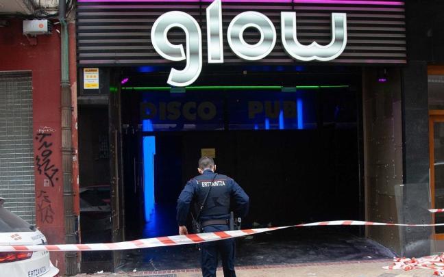 En imágenes: Un varón en estado crítico tras una pelea en la discoteca Glow de Vitoria En imágenes: Un varón en estado crítico tras una pelea en la discoteca Glow de Vitoria