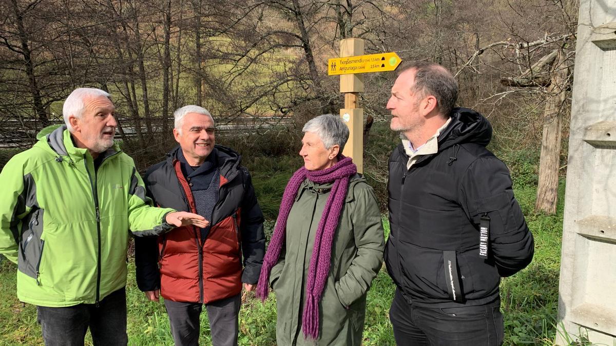 Ganguren señaliza 3 recorridos de montaña en la zona de Arrizuriaga