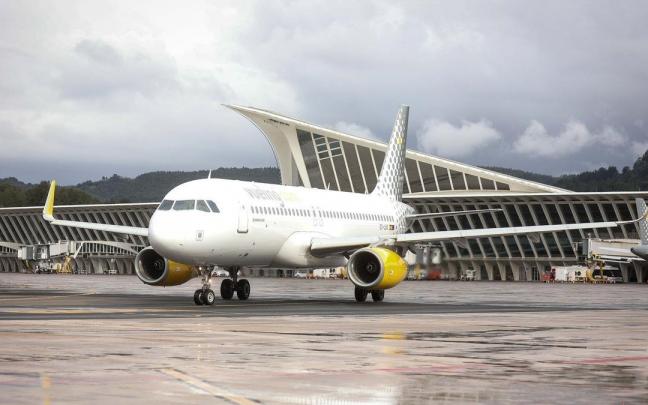 Vueling sigue apostando por La Paloma incluso manteniendo vuelos en invierno como el de Copenhague. Vueling sigue apostando por La Paloma incluso manteniendo vuelos en invierno como el de Copenhague.
