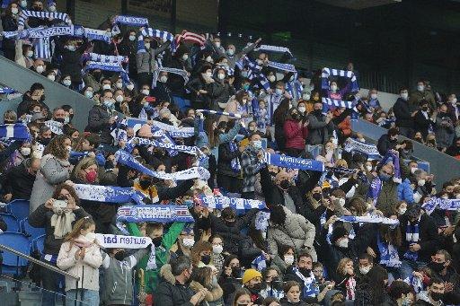 La afición que ha acudido a Anoeta esta mañana se lo ha pasado en grande