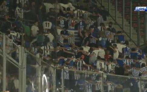 Imagen del vídeo compartido en redes sociales donde se ve a la afición txuri-urdin en el campo del PSV Eindhoven Imagen del vídeo compartido en redes sociales donde se ve a la afición txuri-urdin en el campo del PSV Eindhoven