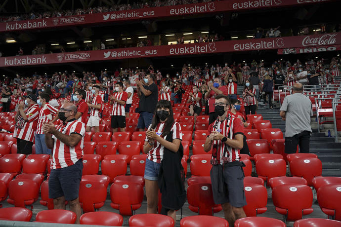 Aspecto de parte de las gradas de San Mamés en el partido del sábado del Athletic frente al Barça