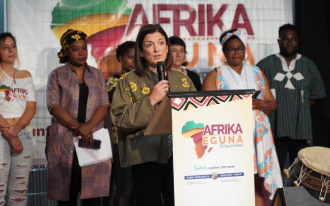Artolazabal participa en los actos del Afrika Eguna. Artolazabal participa en los actos del Afrika Eguna.