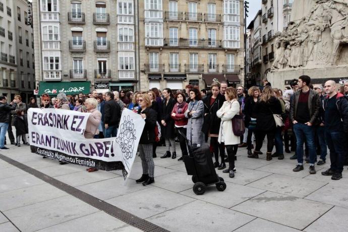 Concentración en protesta por una agresión sexual ocurrida en Vitoria.