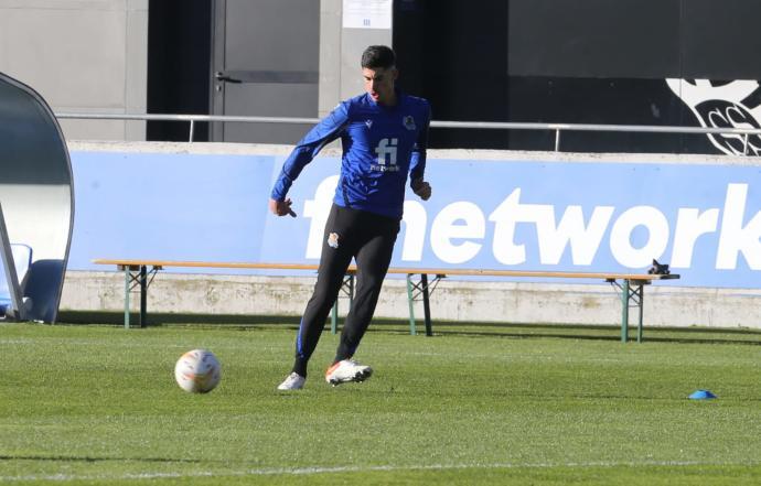 Carlos Fernández, durante un entrenamiento en Zubieta.